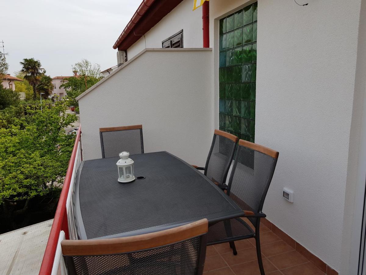 Apartman Luka Novigrad  ภายนอก รูปภาพ